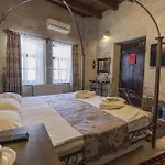 Hotel Century Cave