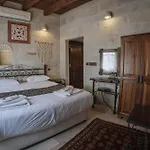 Hotel Century Cave 3*
