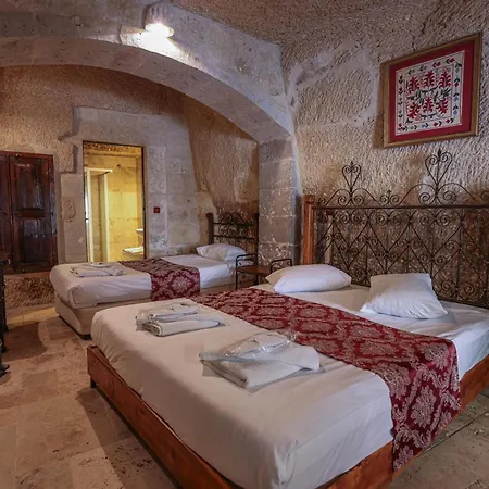 ホテル Century Cave 2*