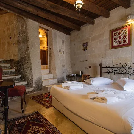 Century Cave ホテル 2*