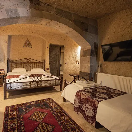 Hotel Century Cave 3*