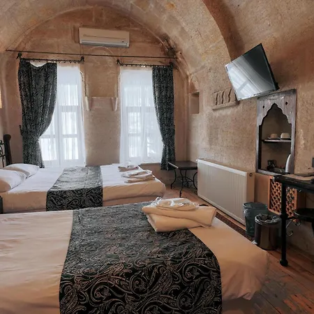 Century Cave 2* ギョレメ