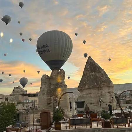 Century Cave ホテル